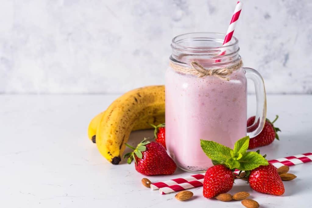 yogurt smoothie made with strawberries and bananas