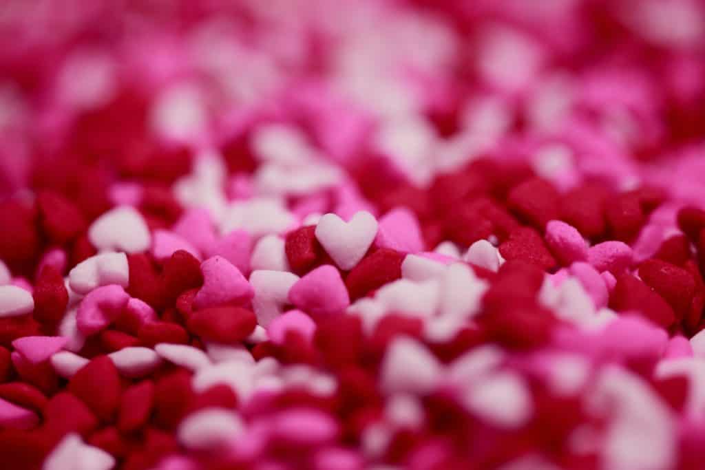 Valentine's Day Sale: 25% Off Gummies! 1