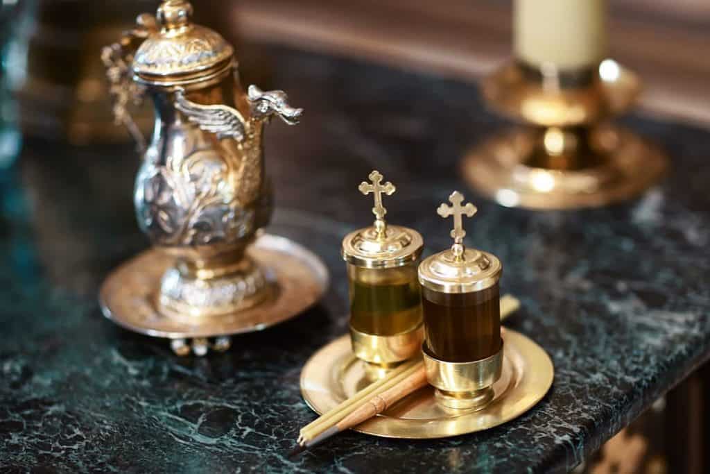 Ancient Ritual Oil: A Natural Solution for Enhanced Spiritual Wellness 1